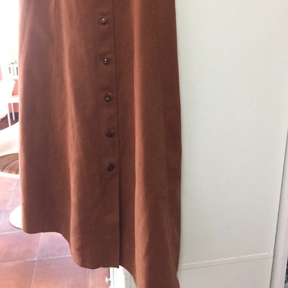fully lined suede finish skirt - Picture 3 of 7